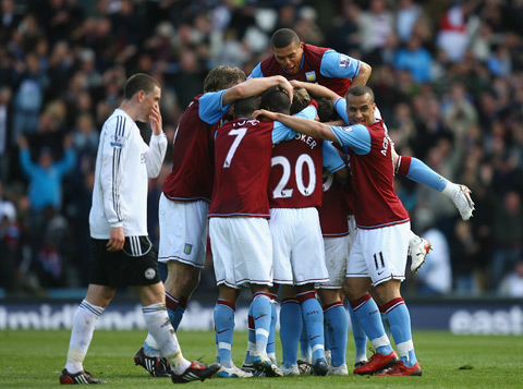 流浪者换帅后首战0-3惨败+欧联0分垫底！新帅罗尔赛后向球迷道歉（流浪者换帅首秀0-3失利、欧联仍零分垫底，罗尔赛后向球迷致歉）