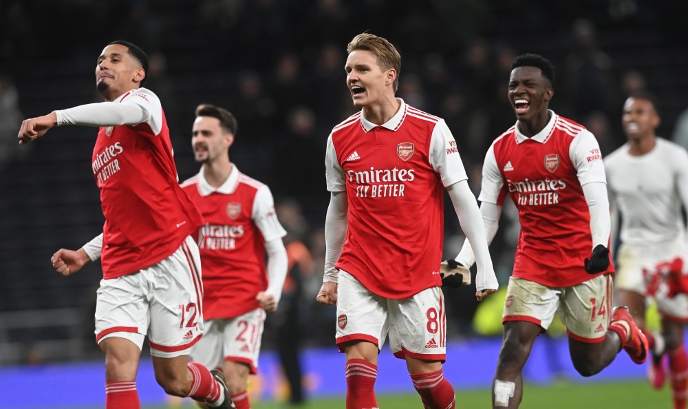 感受下塞尔维亚的篮球氛围！这阵势比足球场都炸裂！（塞尔维亚篮球有多炸？现场声浪比足球场还猛！）