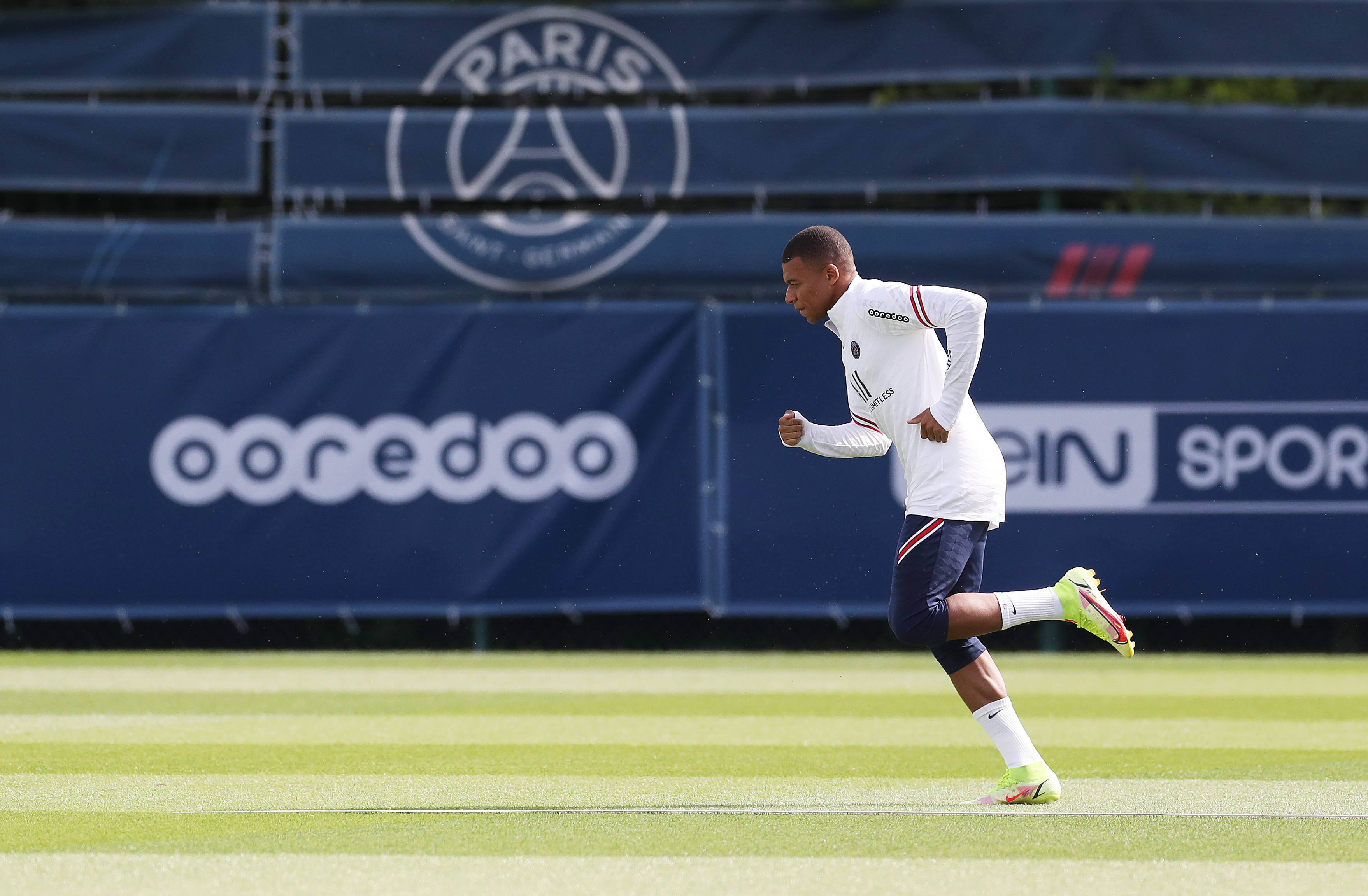 国王战掘金伤病报告：头号得分手拉文缺阵，施罗德小概率出战（国王对阵掘金伤情更新：头号得分手拉文缺席，施罗德小概率出战）