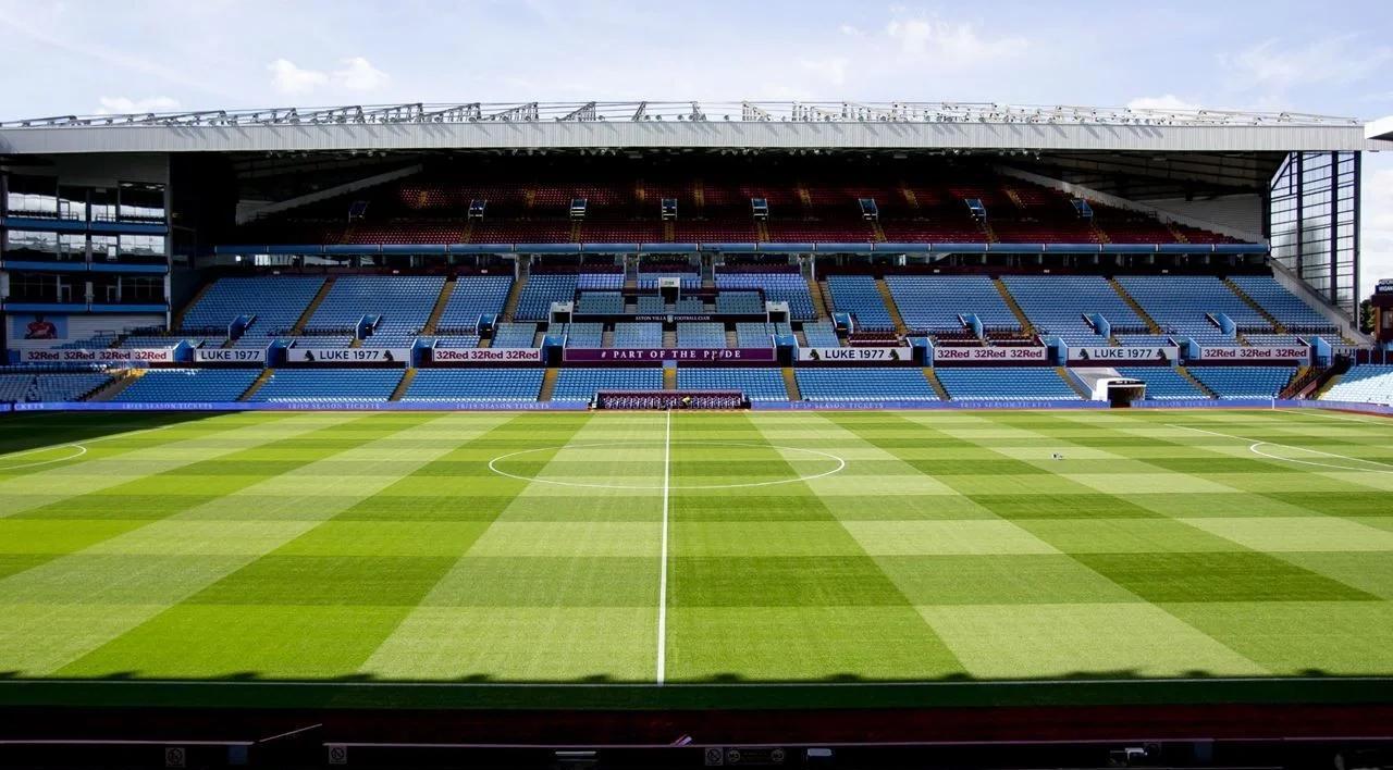 王洪亮：美国巴西身体强太多；若早跟她们踢热身赛或许会好些（王洪亮：美国、巴西对抗强度占优；若早安排热身赛或可改善表现）