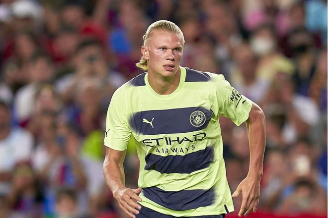 记者：巴萨有人反对买断拉什福德，因他逼抢力度不够&年薪高